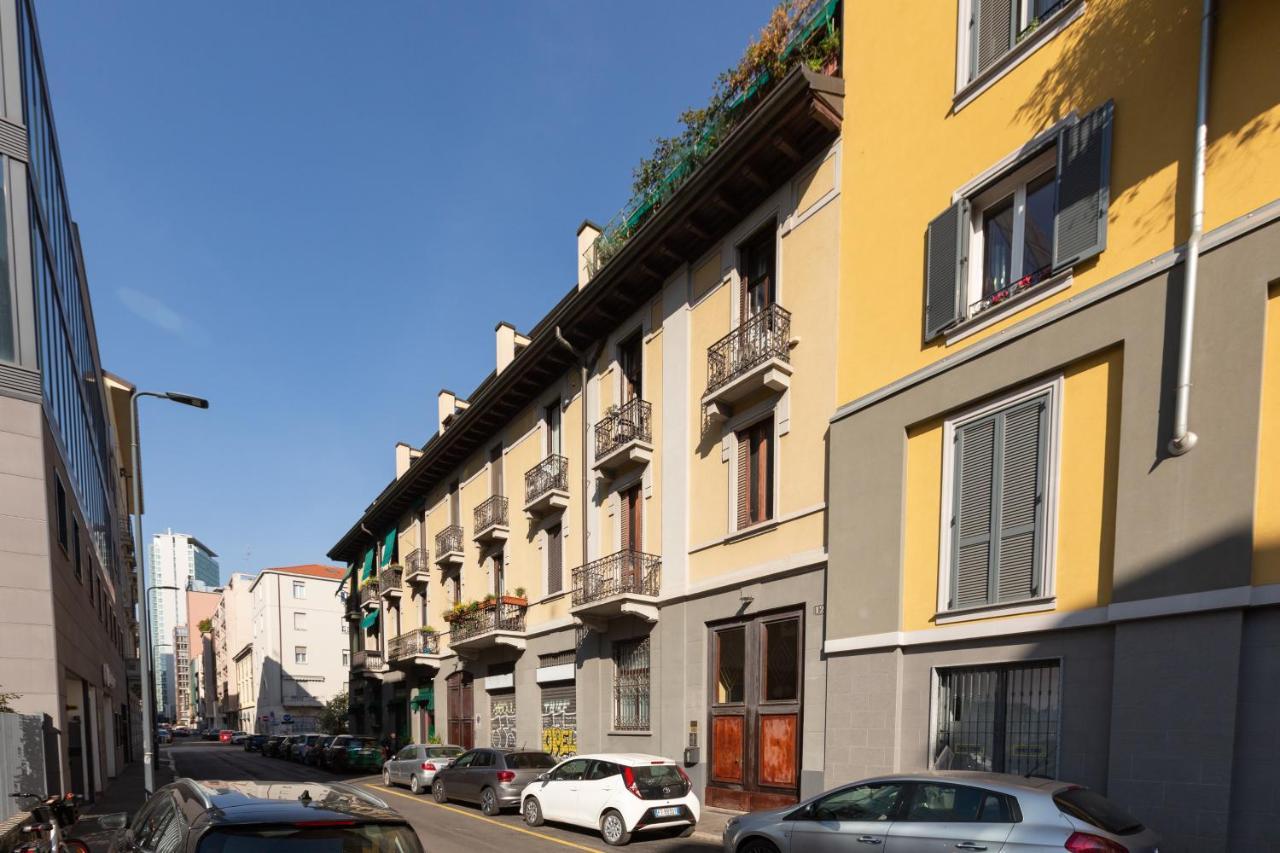 Porta Nuova Bright Studio With Balcony Милано Екстериор снимка