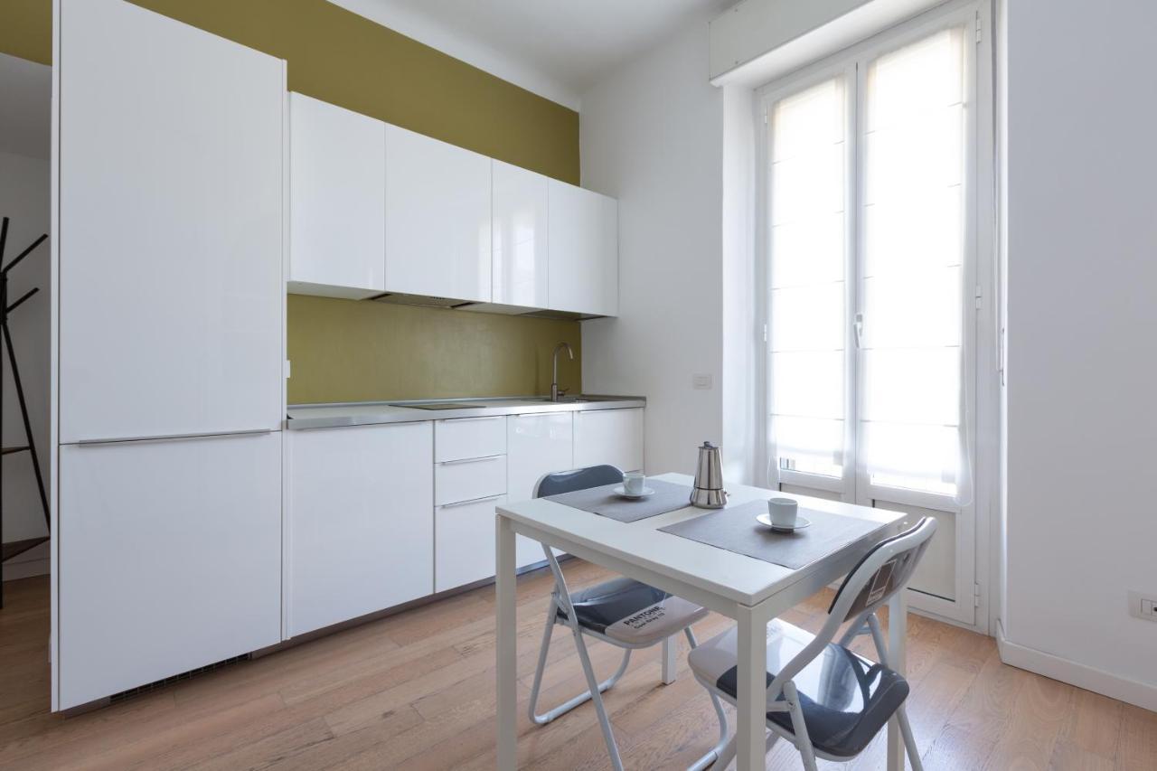 Porta Nuova Bright Studio With Balcony Милано Екстериор снимка